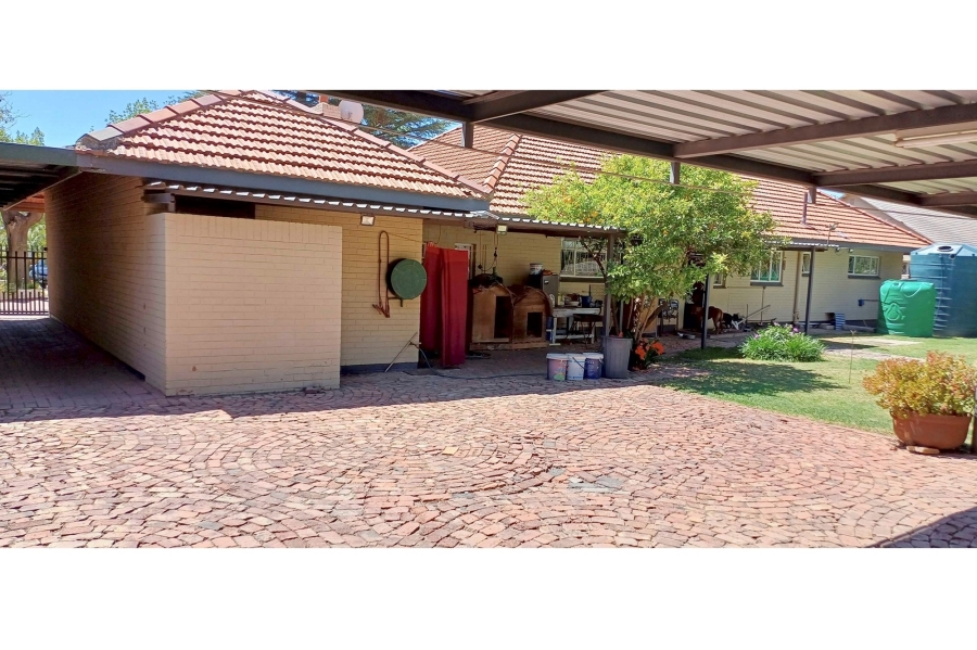 3 Bedroom Property for Sale in Jim Fouchepark Free State